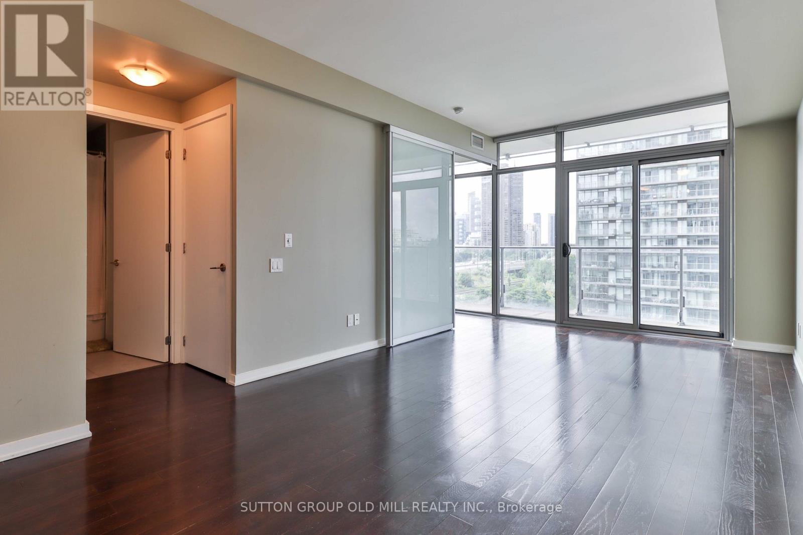 709 - 103 The Queensway, Toronto, Ontario  M6S 5B4 - Photo 9 - W12385505