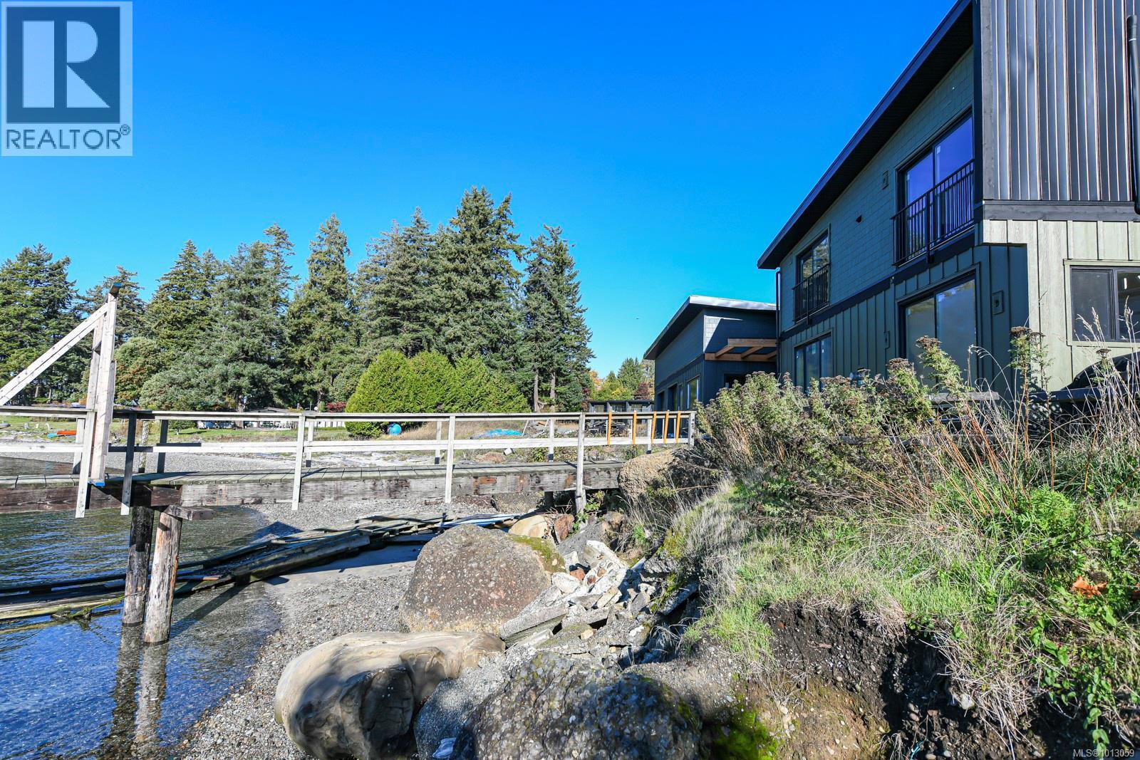 215 4305 Shingle Spit Rd, Hornby Island, British Columbia  V0R 1Z0 - Photo 19 - 1013059