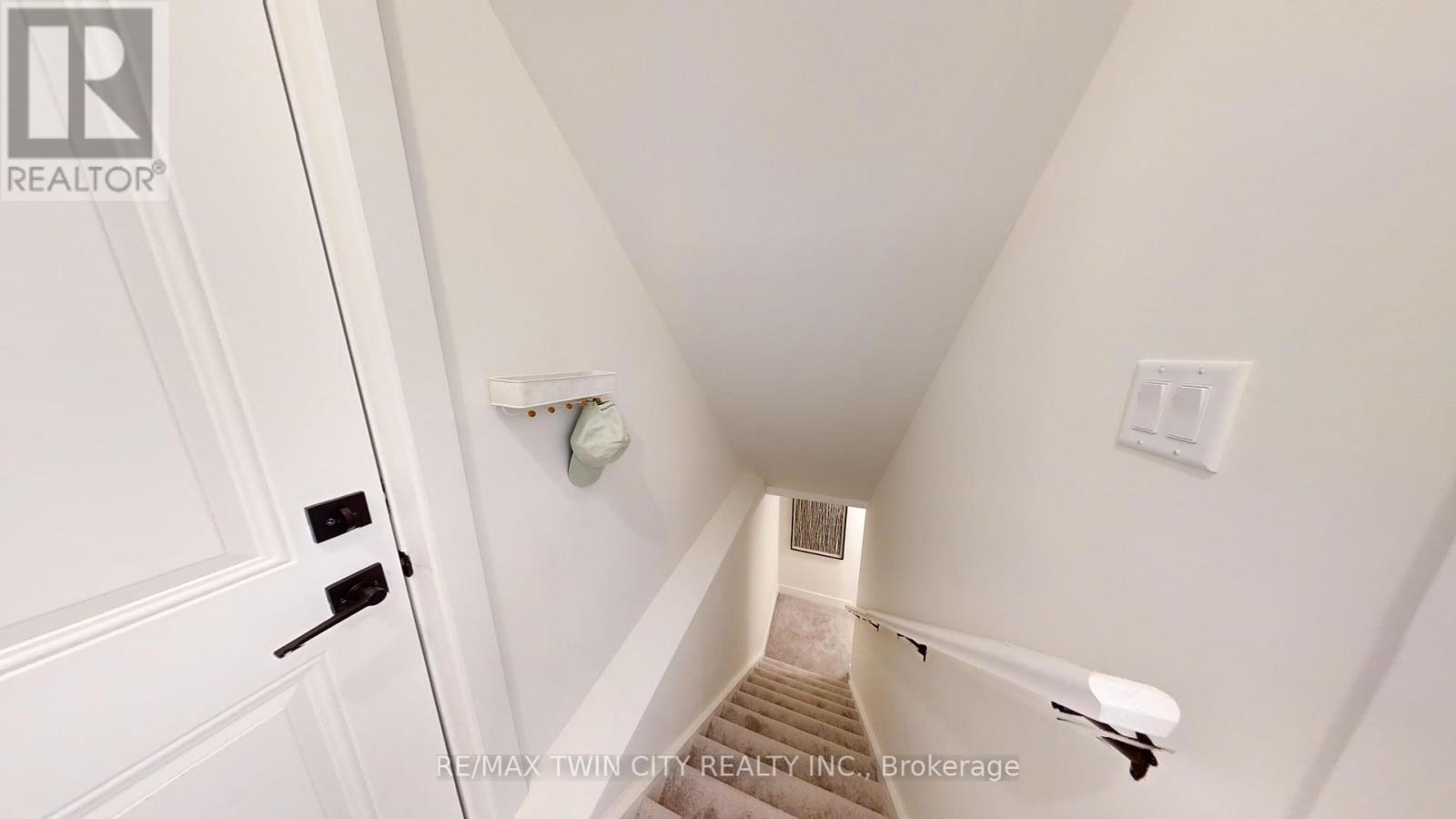67 Julie Court, London South (South J), Ontario  N5X 3X4 - Photo 19 - X12385507