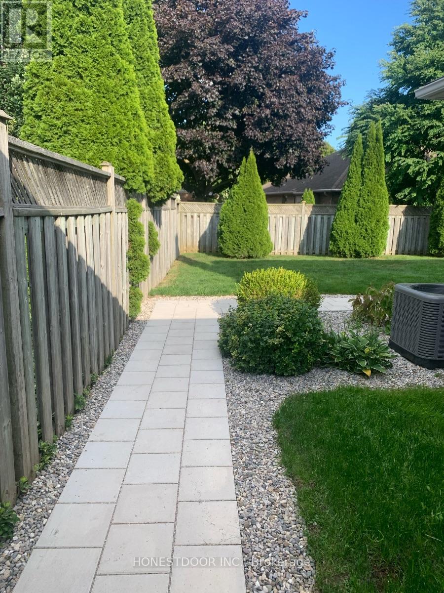 Photo 4 of 33 for 191 Doon Drive