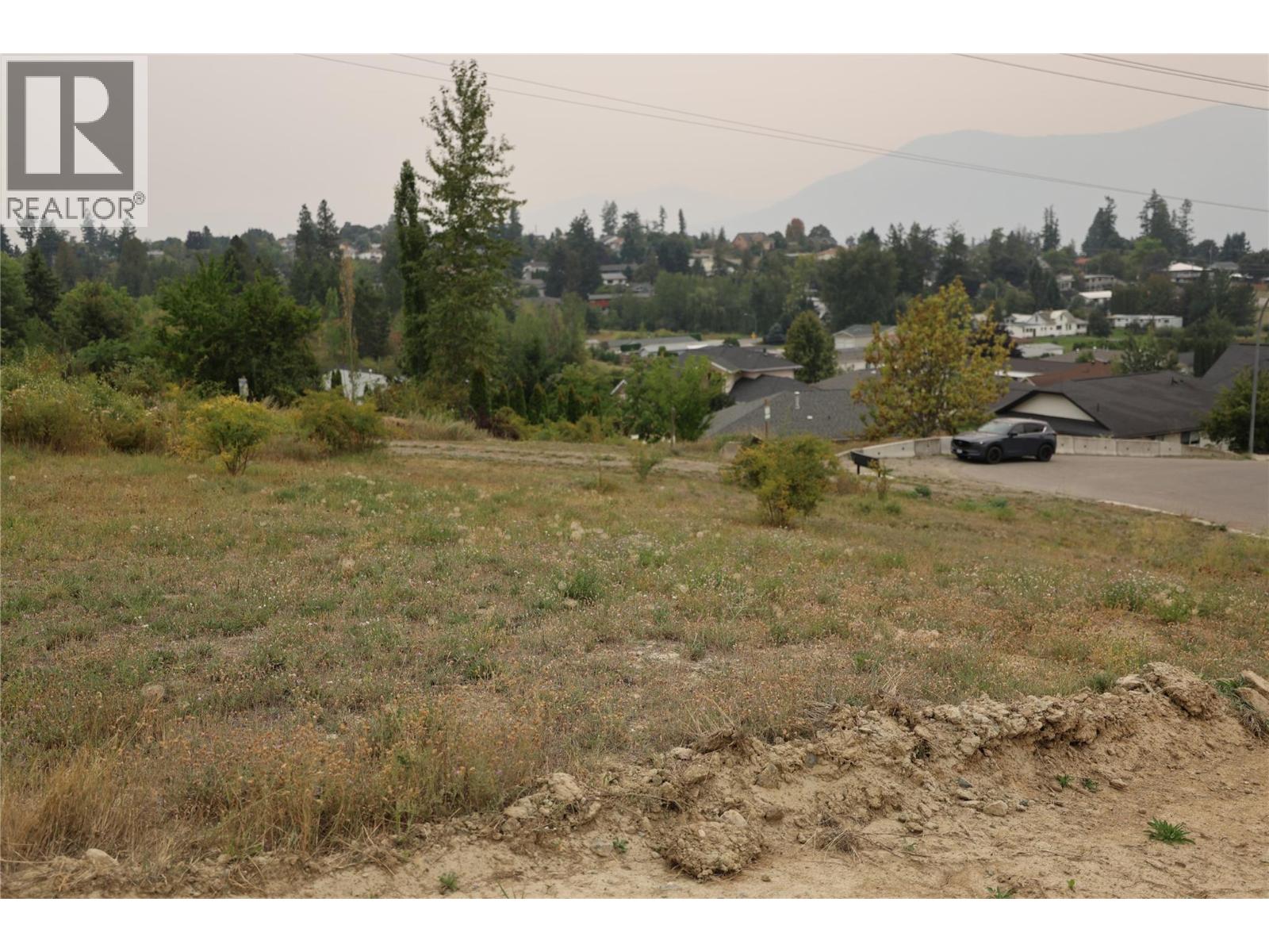1102 12th Avenue, Creston, British Columbia  V0B 1G6 - Photo 4 - 10361496