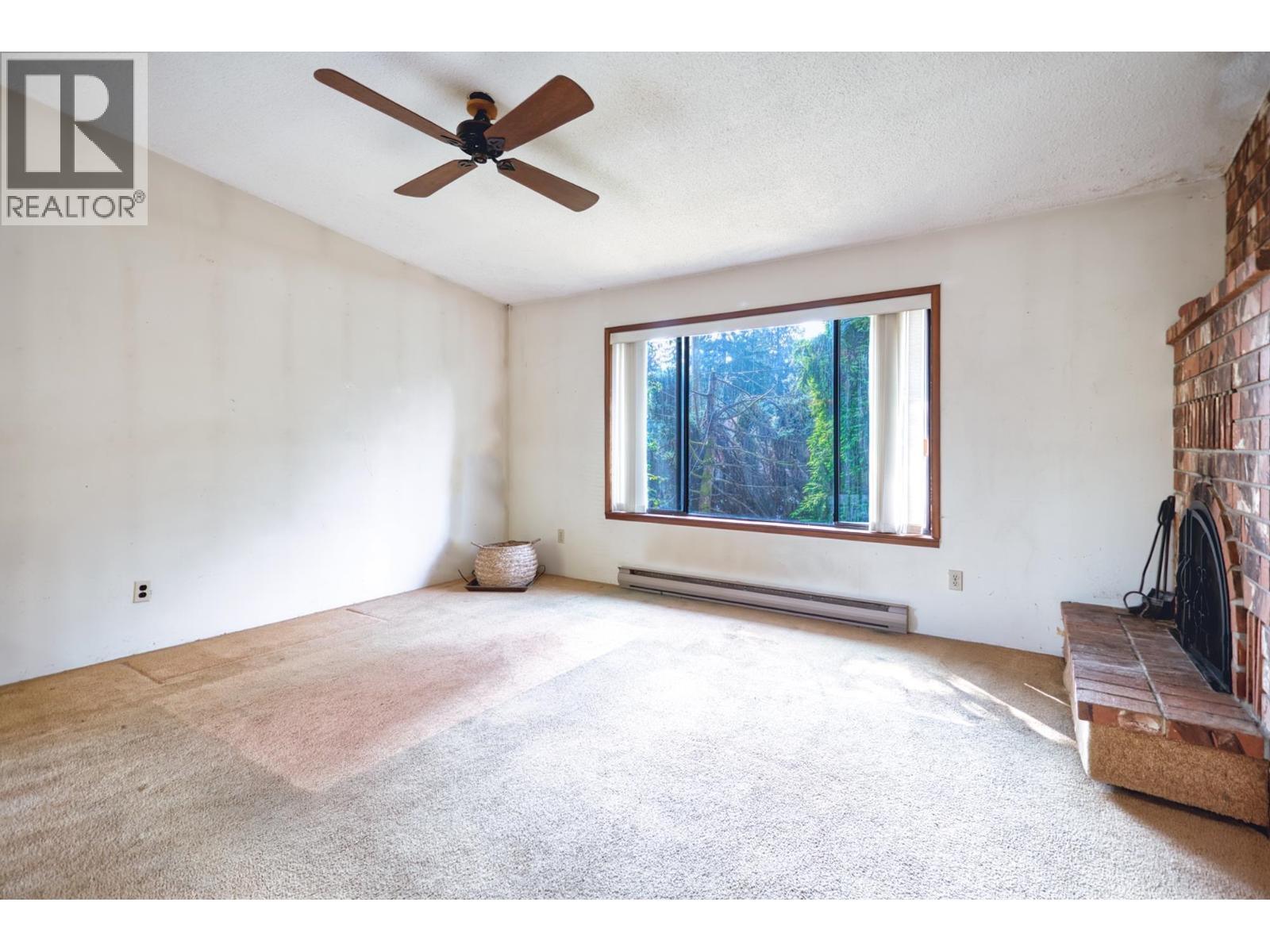 998 Fircrest Road, Gibsons, British Columbia  V0N 1V4 - Photo 10 - R3044331