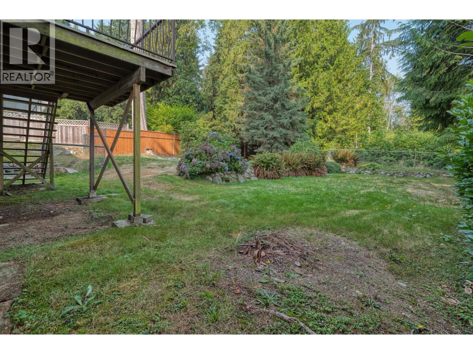 998 Fircrest Road, Gibsons, British Columbia  V0N 1V4 - Photo 26 - R3044331