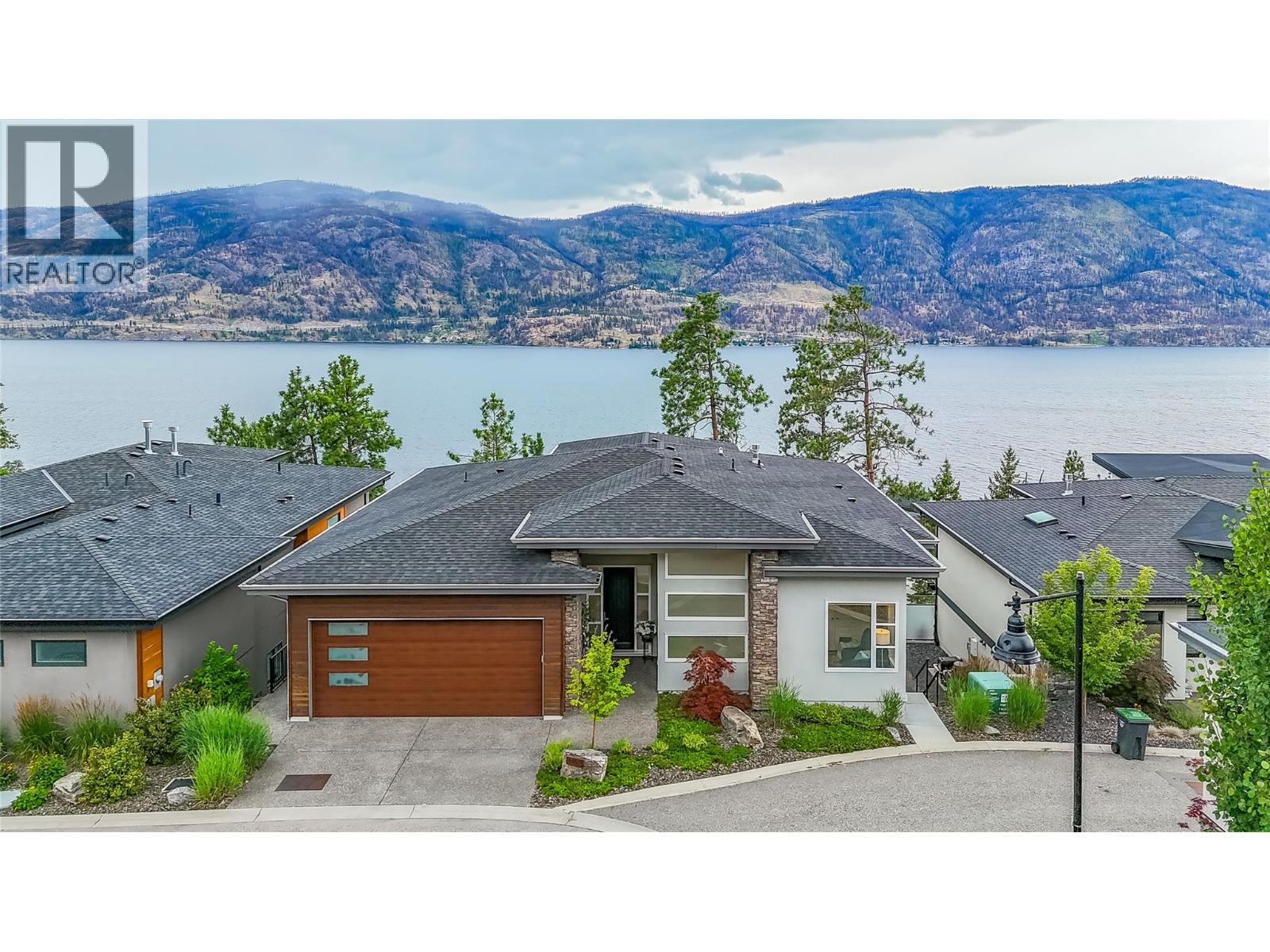 3452 Blue Grass Lane, Kelowna, British Columbia