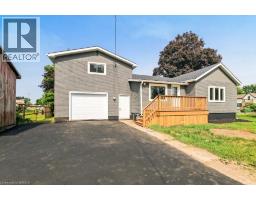 8 ROLPH Street N Brownsville