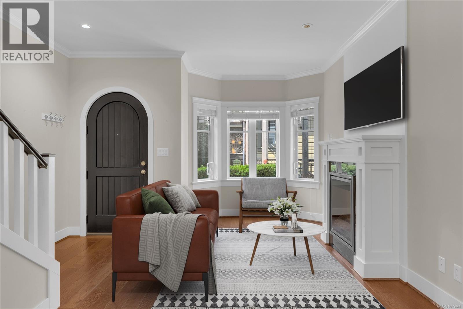 17 675 Superior St, Victoria, British Columbia  V8V 1V1 - Photo 5 - 1009441