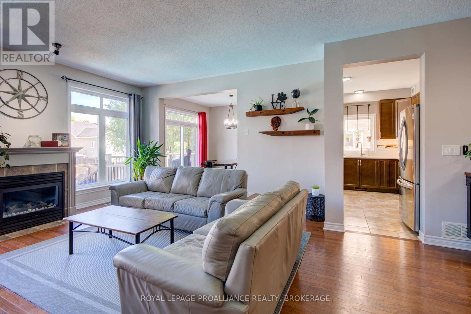 496 Cheryl Place, Kingston, Ontario  K7K 0B2 - Photo 12 - X12384337