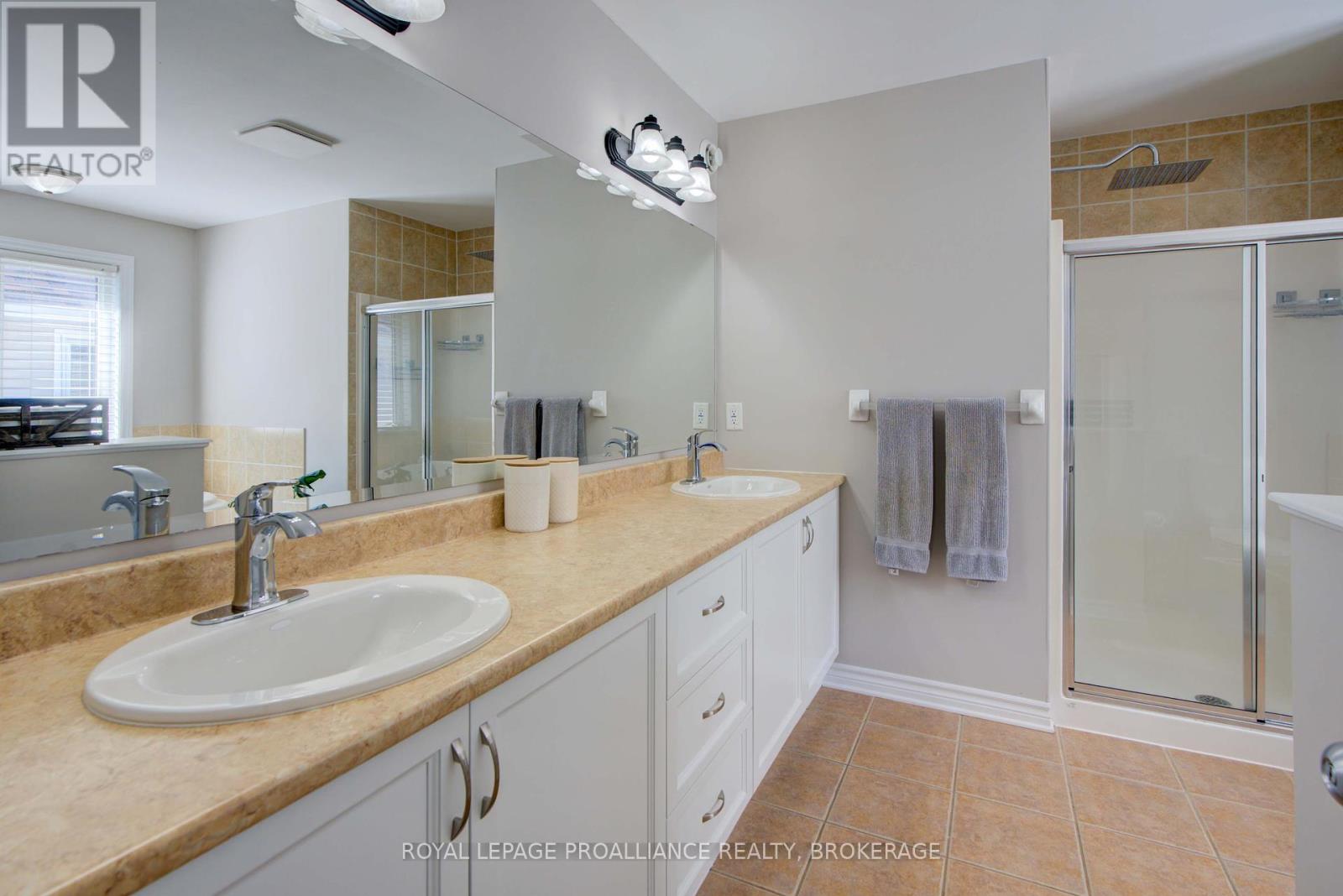 496 Cheryl Place, Kingston, Ontario  K7K 0B2 - Photo 25 - X12384337