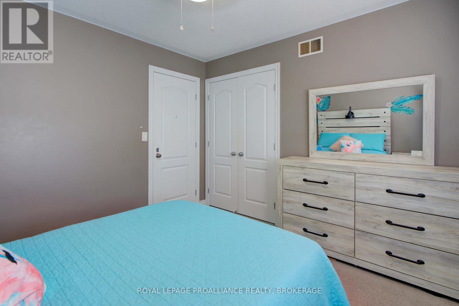 496 Cheryl Place, Kingston, Ontario  K7K 0B2 - Photo 28 - X12384337