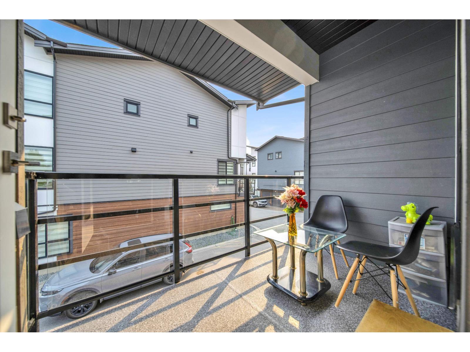 11 7177 194a Street, Surrey, British Columbia  V4N 6V6 - Photo 2 - R3043388