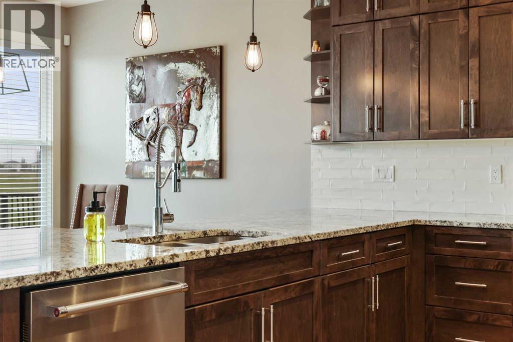 260 Boulder Creek Crescent Se, Langdon, Alberta  T0J 1X3 - Photo 6 - A2232710