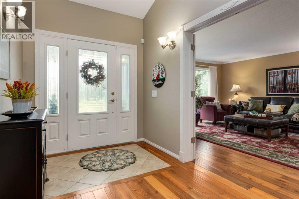 Property at 215 Alandale Place SW image 2