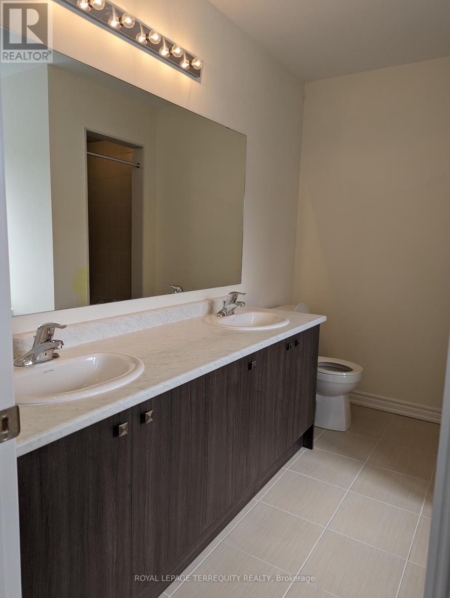 1125 Marathon Avenue, Pickering, Ontario  L1X 0L7 - Photo 16 - E12385566