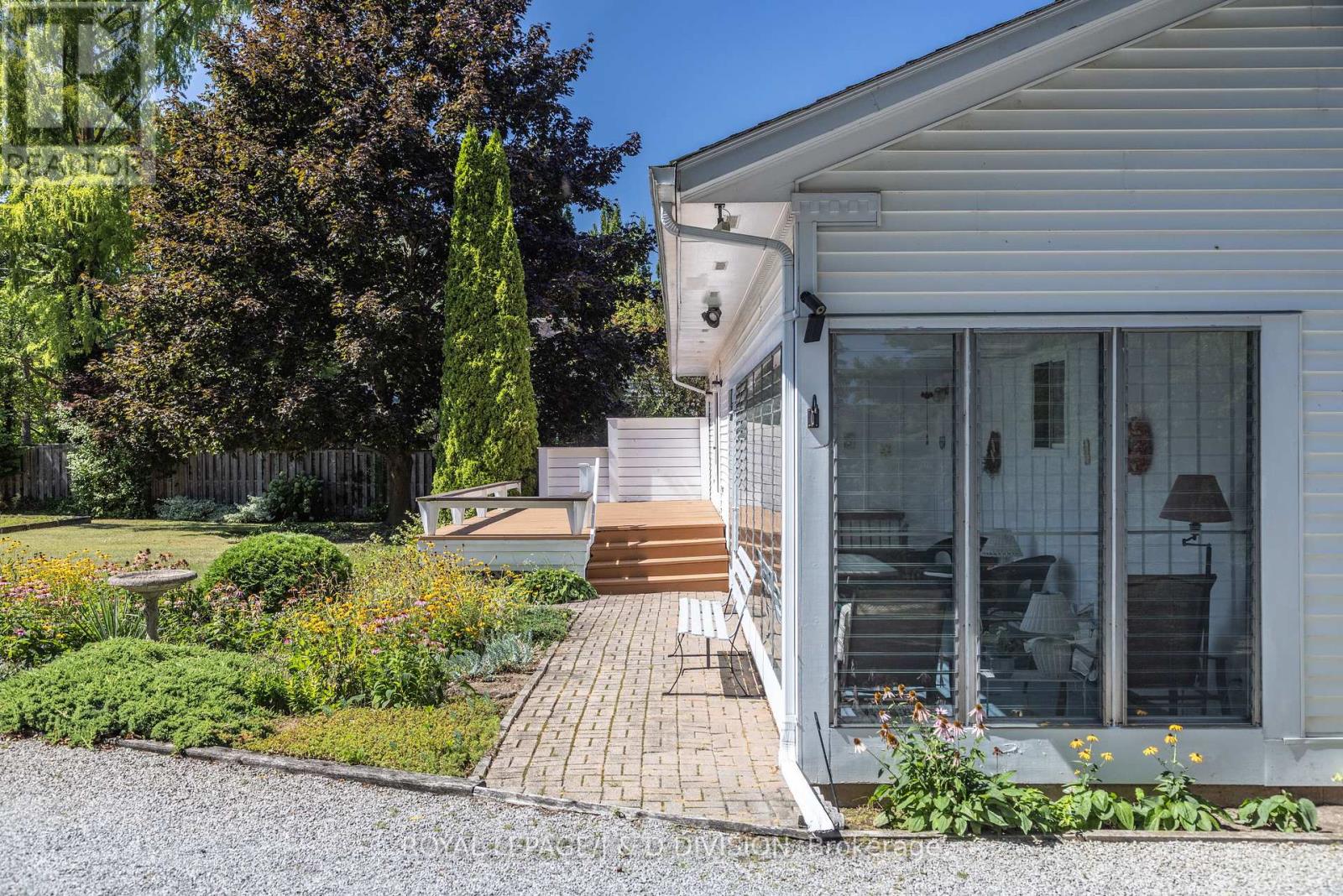 478 Johnson Street, Niagara-On-The-Lake, Ontario  L0S 1J0 - Photo 15 - X12385133