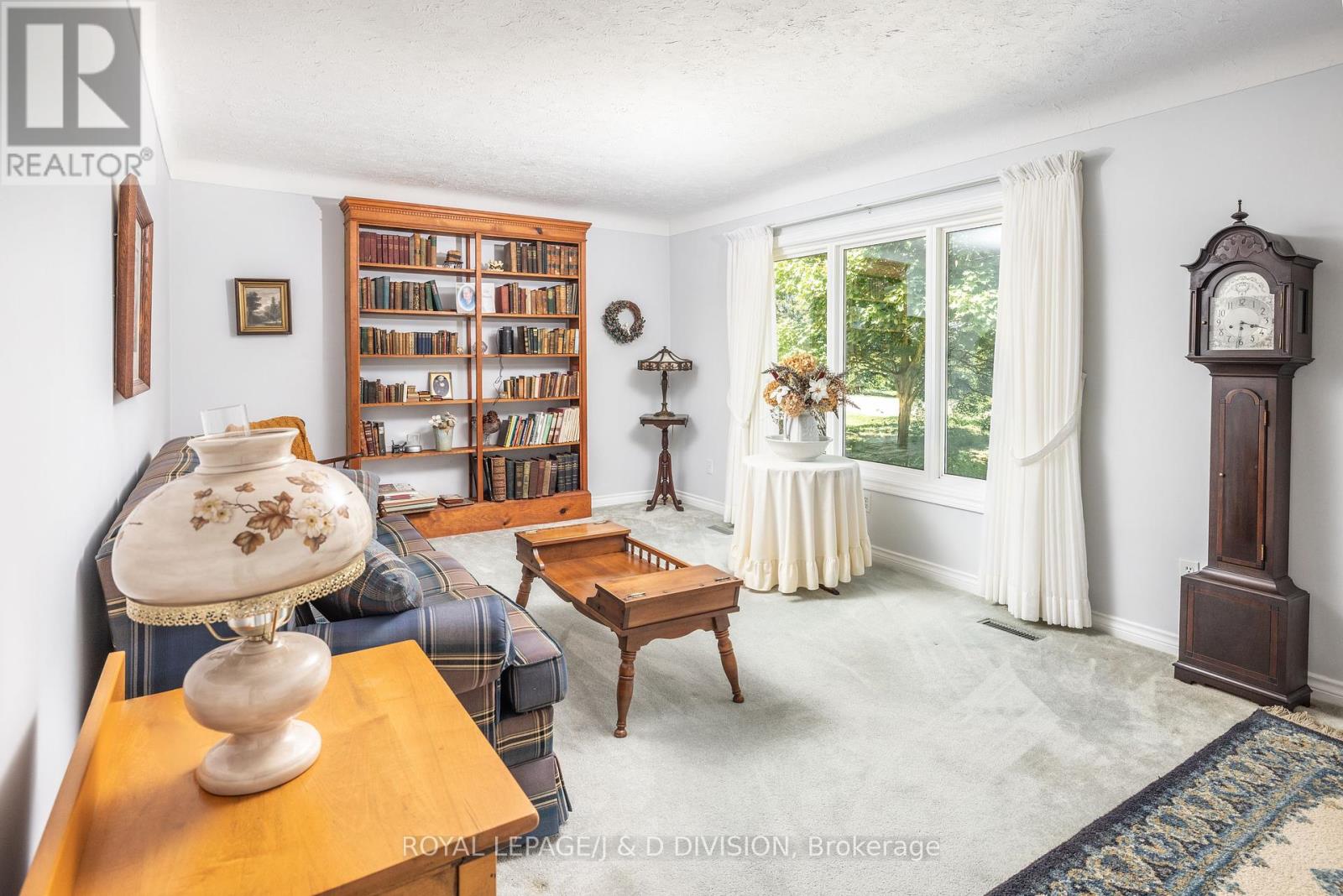 478 Johnson Street, Niagara-On-The-Lake, Ontario  L0S 1J0 - Photo 2 - X12385133