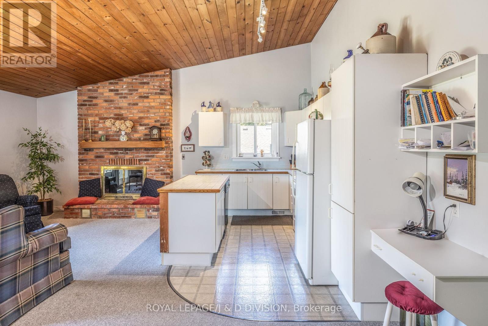 478 Johnson Street, Niagara-On-The-Lake, Ontario  L0S 1J0 - Photo 6 - X12385133