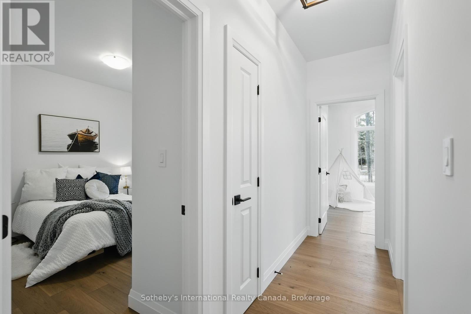 1030 Xavier Street, Gravenhurst (Morrison), Ontario  P0E 1G0 - Photo 24 - X12385624