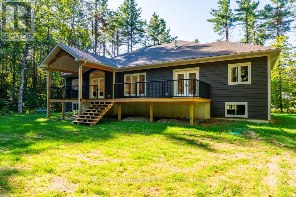 1030 Xavier Street, Gravenhurst (Morrison), Ontario  P0E 1G0 - Photo 31 - X12385624