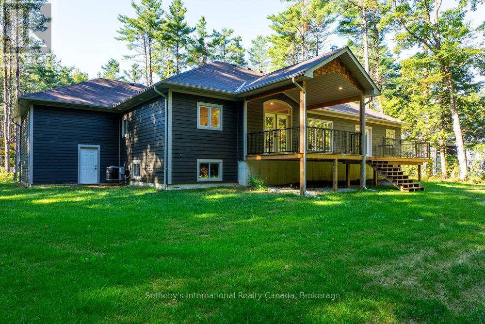 1030 Xavier Street, Gravenhurst (Morrison), Ontario  P0E 1G0 - Photo 32 - X12385624
