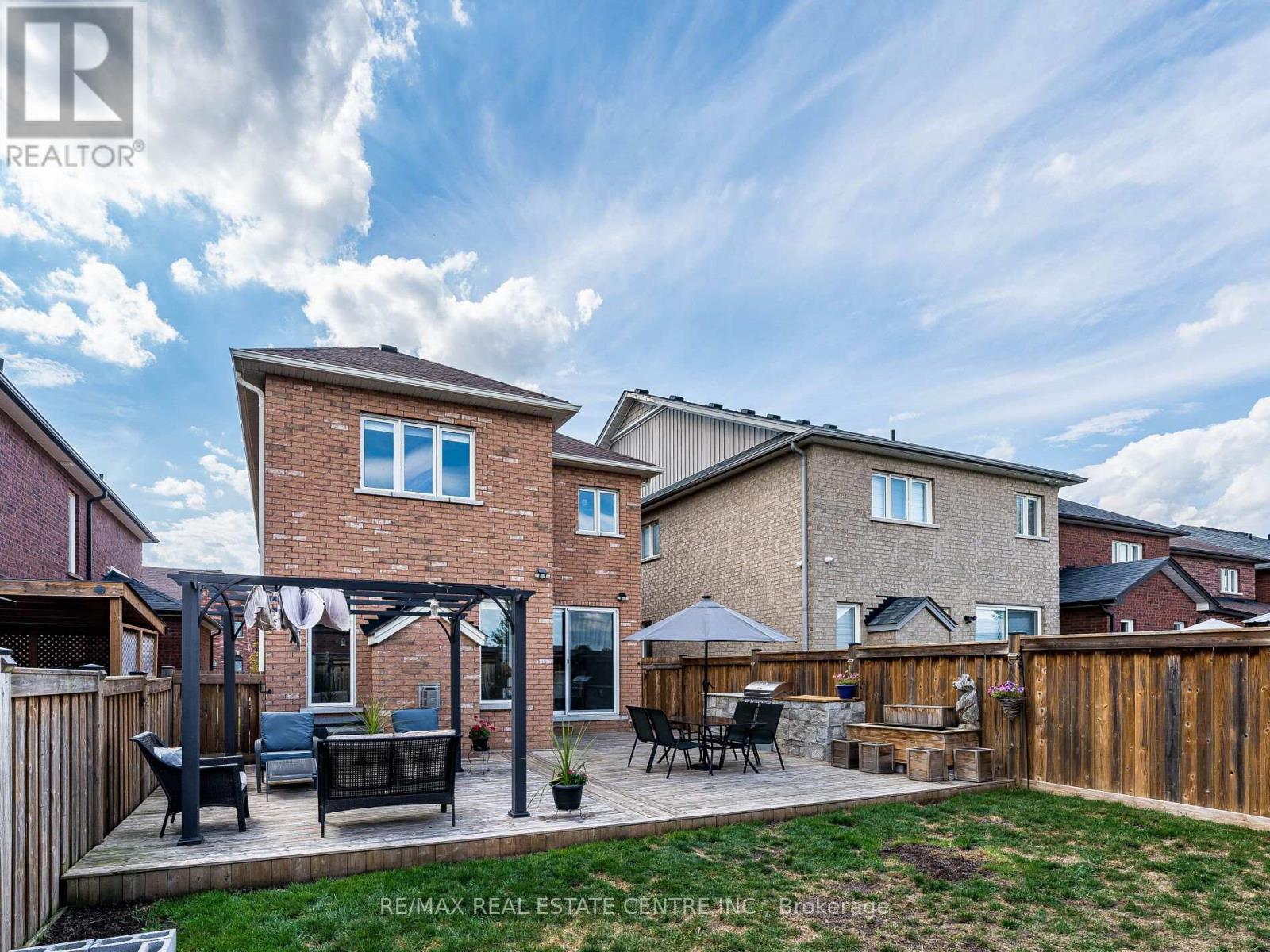 4 Morrison Avenue, New Tecumseth (Alliston), Ontario  L9R 0H4 - Photo 42 - N12385545