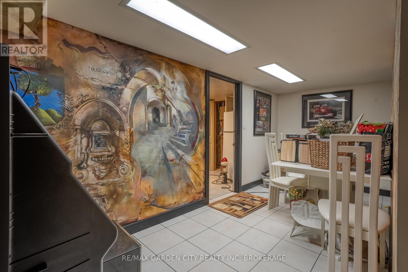 86 Tremont Drive, St. Catharines, Ontario  L2R 3B2 - Photo 26 - X12385605