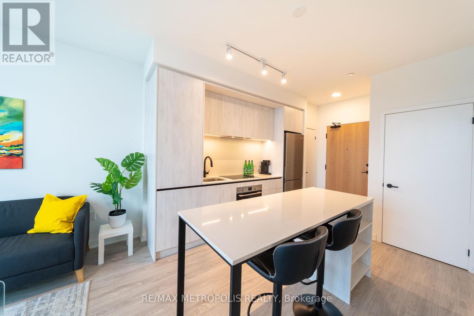 807 - 2495 Eglinton Avenue W, Mississauga, Ontario  L5M 2T2 - Photo 7 - W12382109