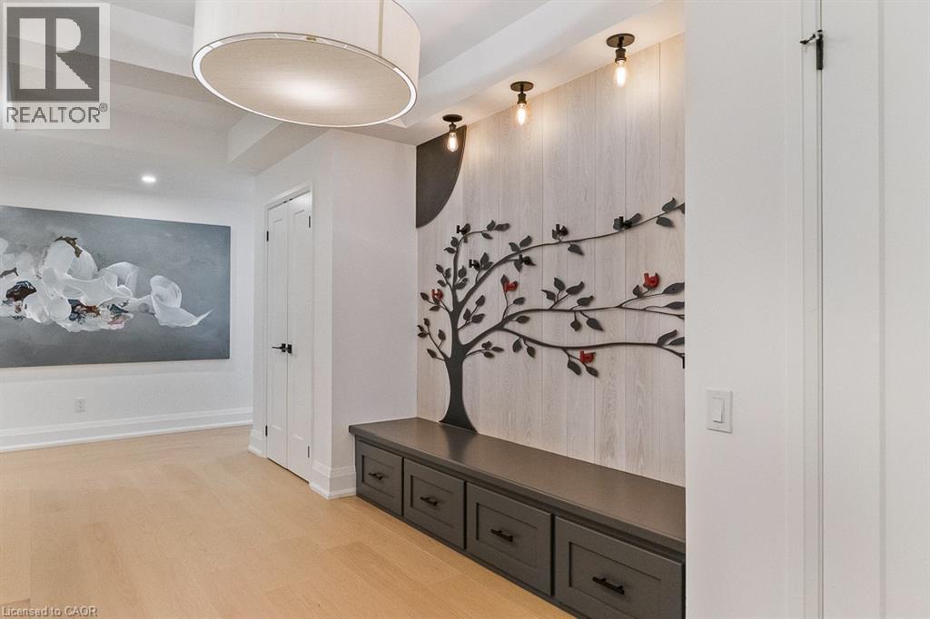 40 Old Mill Road Unit# 103, Oakville, Ontario  L6J 7W2 - Photo 3 - 40766765