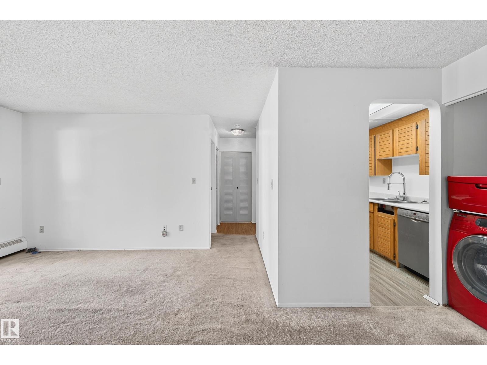 #207 10421 93 St Nw, Edmonton, Alberta  T5H 1X5 - Photo 16 - E4456463