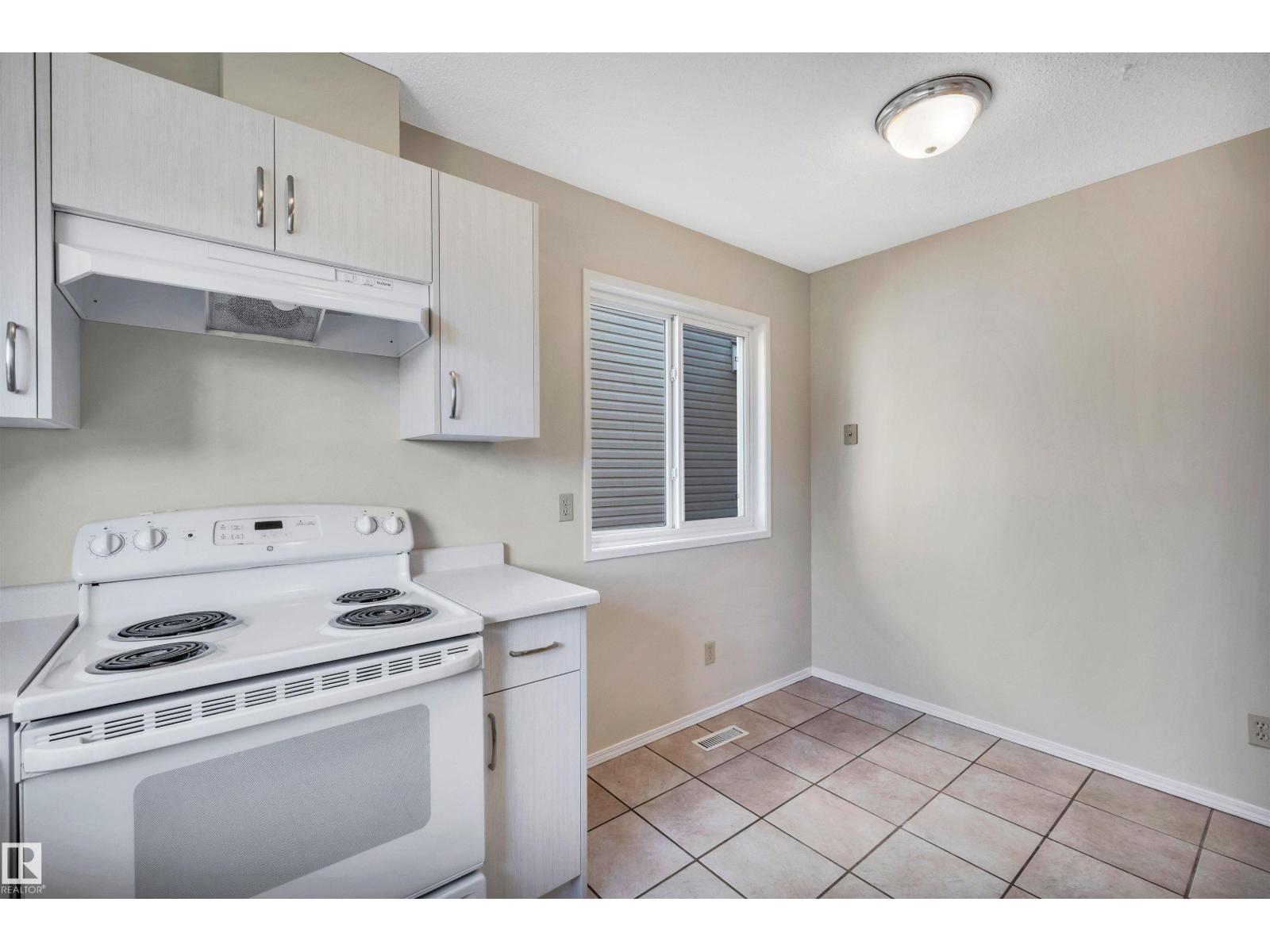 10228 152 St Nw, Edmonton, Alberta  T5P 1Y2 - Photo 14 - E4456467