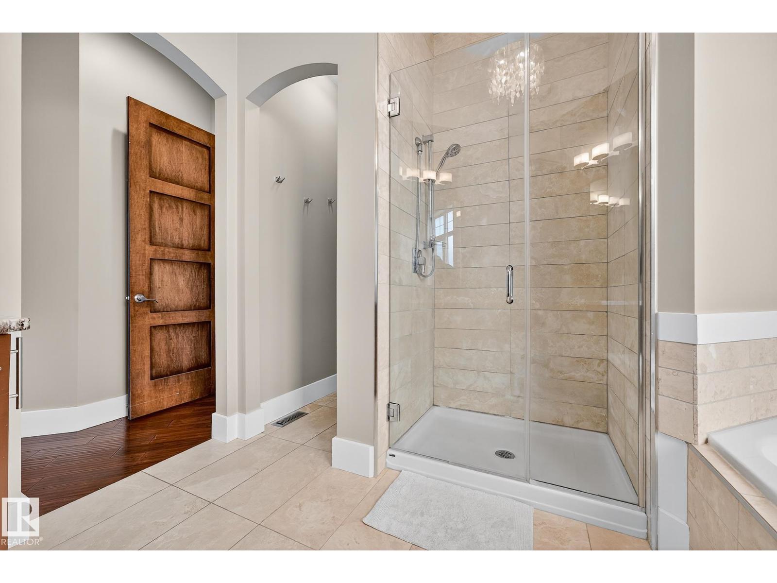 940 Haliburton Rd Nw, Edmonton, Alberta  T6R 2Z6 - Photo 21 - E4456468