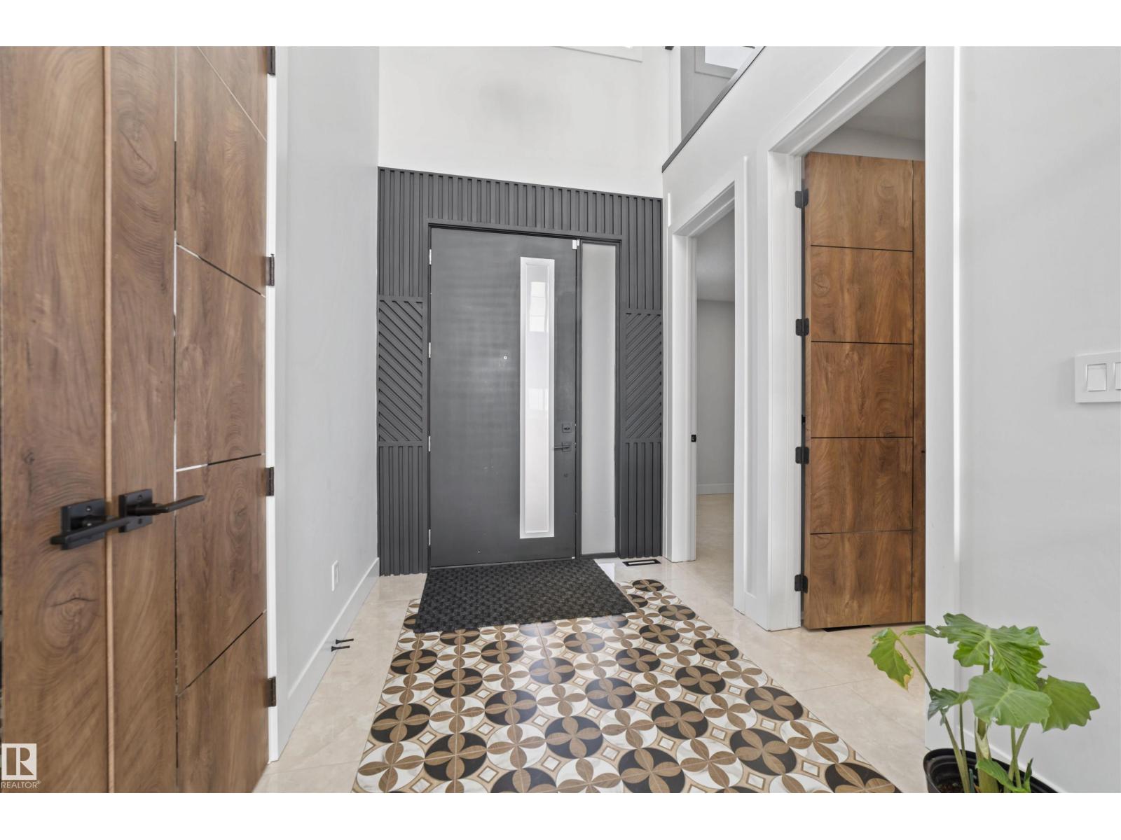 Property at 6415 29 ST NE image 3