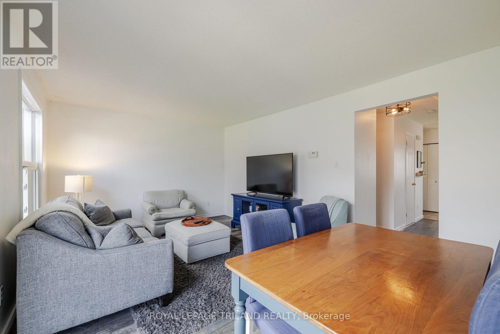 147 Gerald Crescent, London South, Ontario  N5Z 5A3 - Photo 11 - X12378467