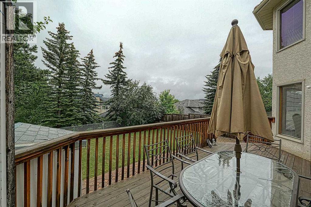 115 Strathaven Circle Sw, Calgary, Alberta  T3H 2K8 - Photo 47 - A2244657