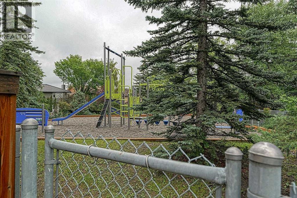 115 Strathaven Circle Sw, Calgary, Alberta  T3H 2K8 - Photo 50 - A2244657