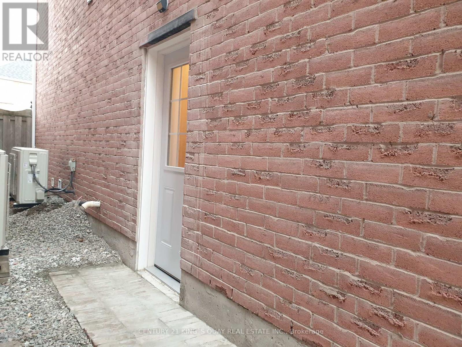 Ll - 15 Belford Crescent, Markham, Ontario  L3S 4K3 - Photo 3 - N12383066