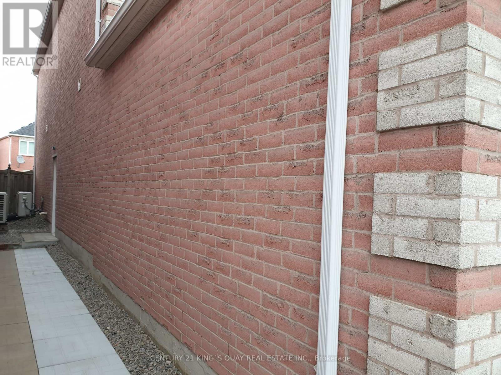 Ll - 15 Belford Crescent, Markham, Ontario  L3S 4K3 - Photo 2 - N12383066