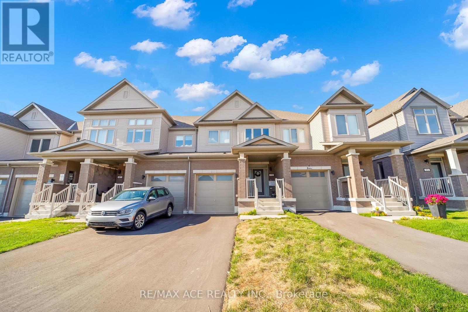 51 SAGEWOOD AVENUE, Barrie, Ontario