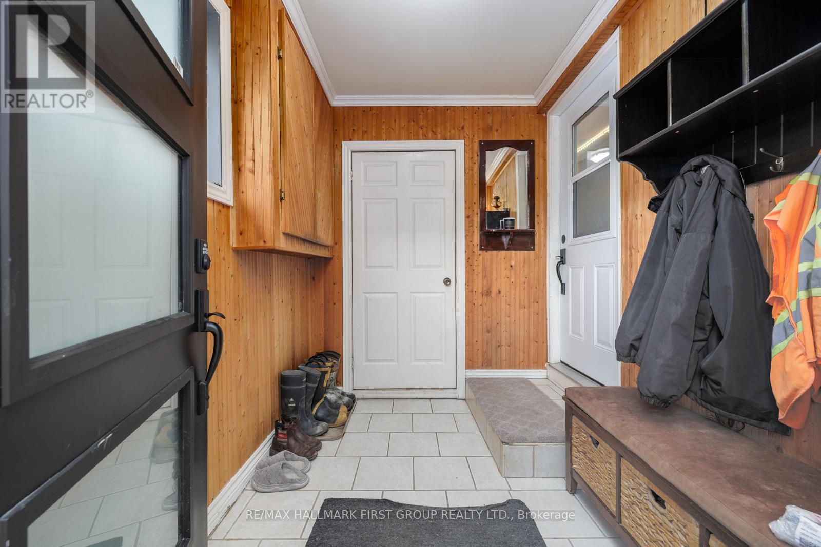6386 Bluebird Street, Ramara, Ontario  L3V 6H6 - Photo 4 - S12385637
