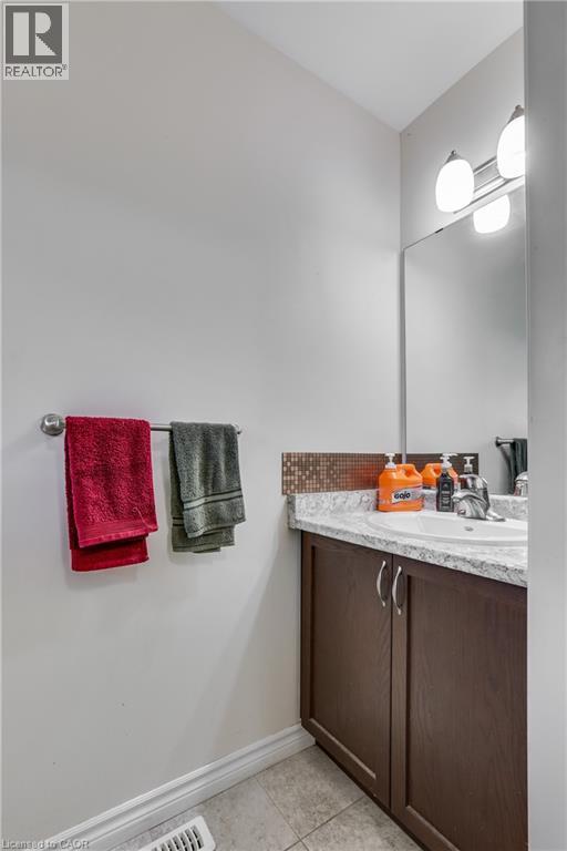 3423 Castle Rock Place Unit# 10, London, Ontario  N6L 0C8 - Photo 7 - 40766893