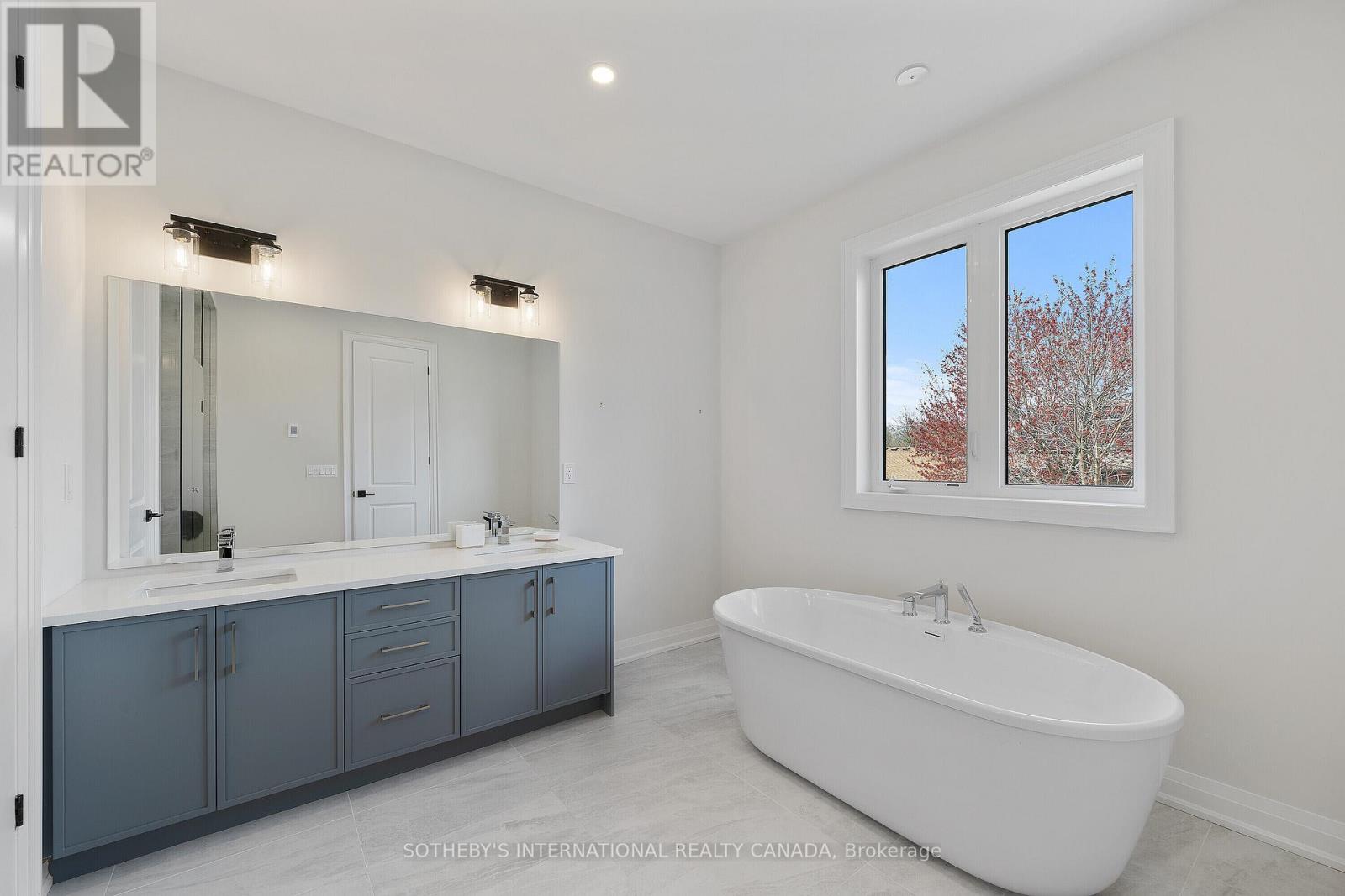 514 Markay Common, Burlington (Brant), Ontario  L7S 0A6 - Photo 17 - W12385577
