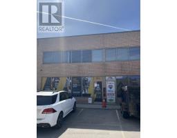 6 - 94 KENHAR DRIVE, Toronto, Ontario