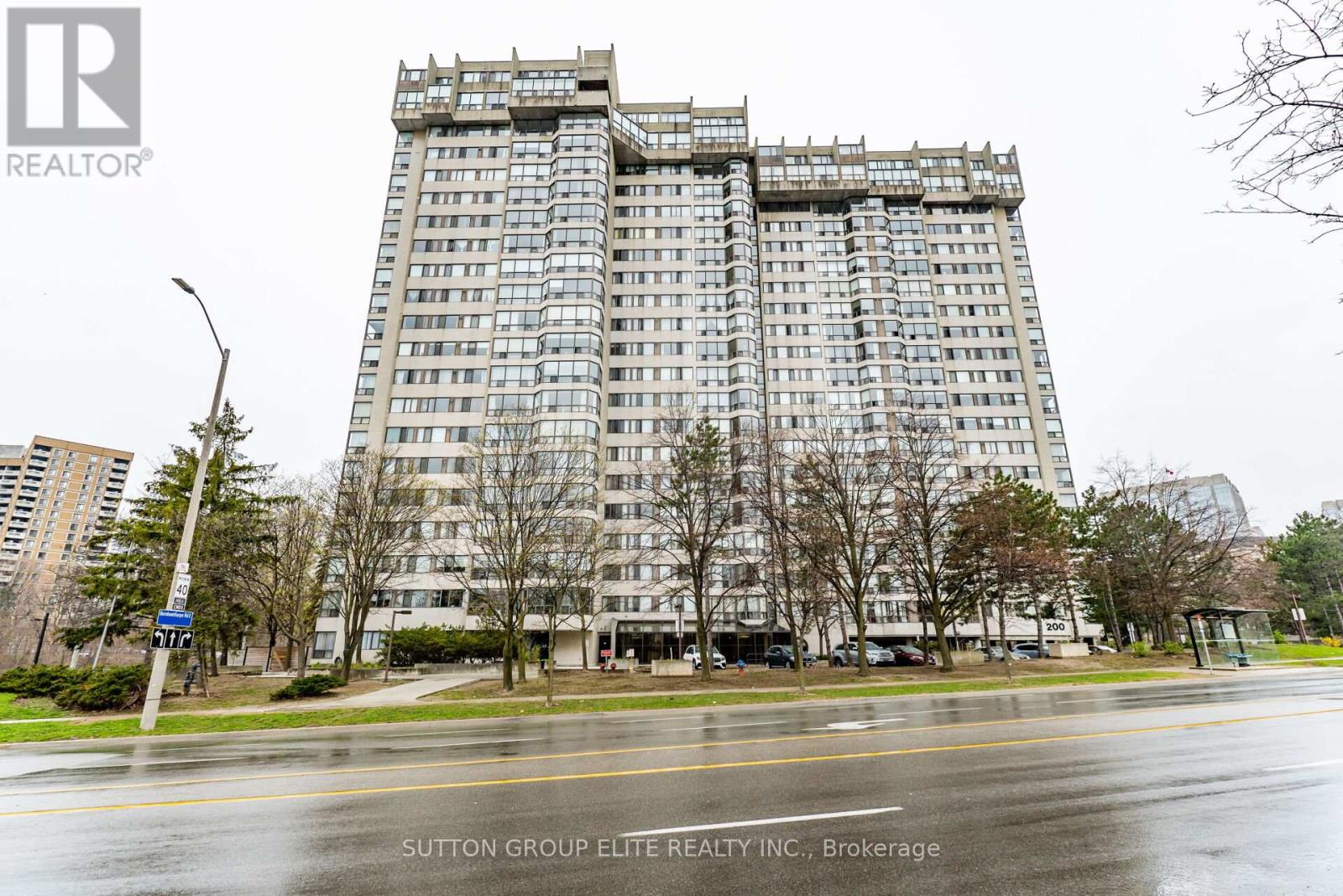 5 - 200 ROBERT SPECK PARKWAY, Mississauga, Ontario