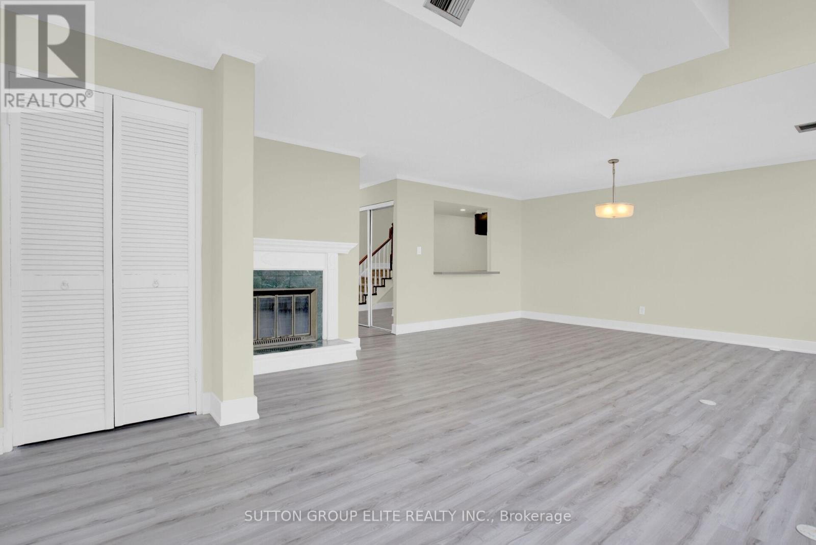 5 - 200 Robert Speck Parkway, Mississauga, Ontario  L4Z 1S3 - Photo 12 - W12385632