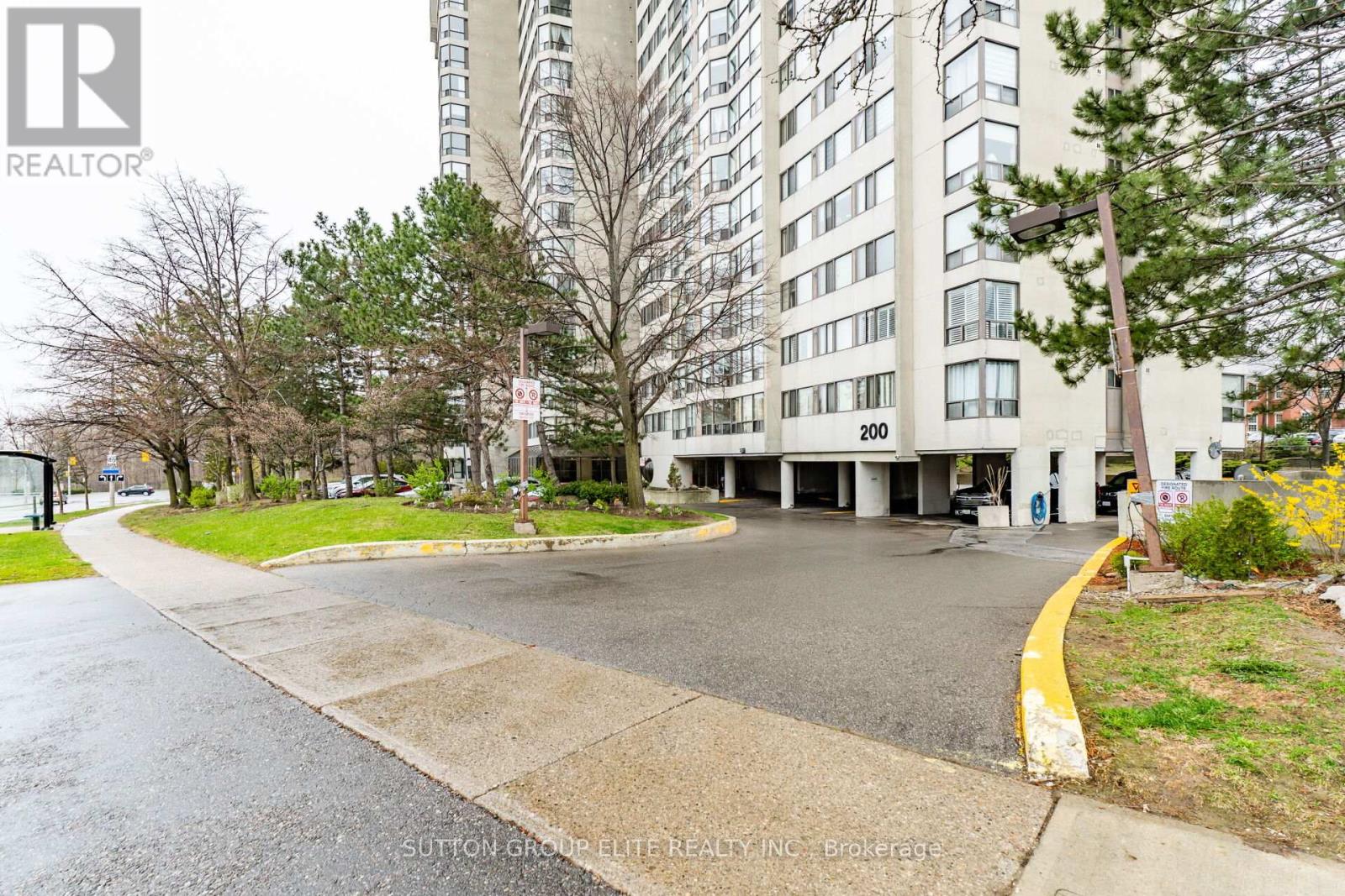 5 - 200 Robert Speck Parkway, Mississauga, Ontario  L4Z 1S3 - Photo 3 - W12385632