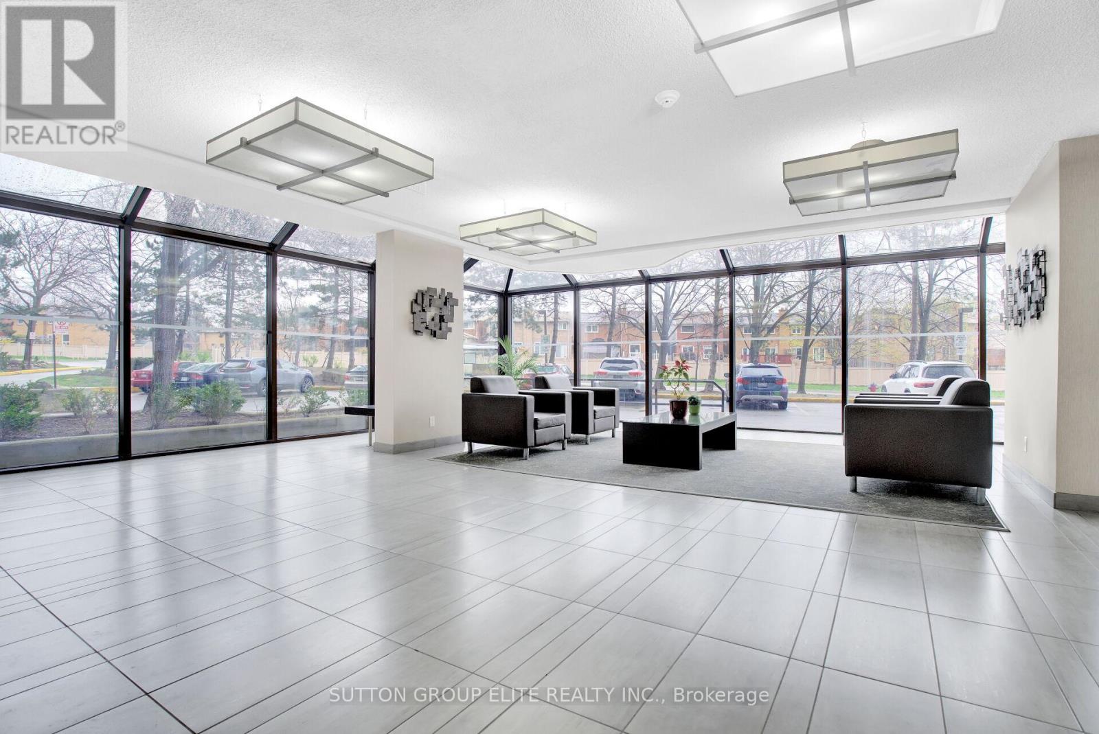 5 - 200 Robert Speck Parkway, Mississauga, Ontario  L4Z 1S3 - Photo 5 - W12385632