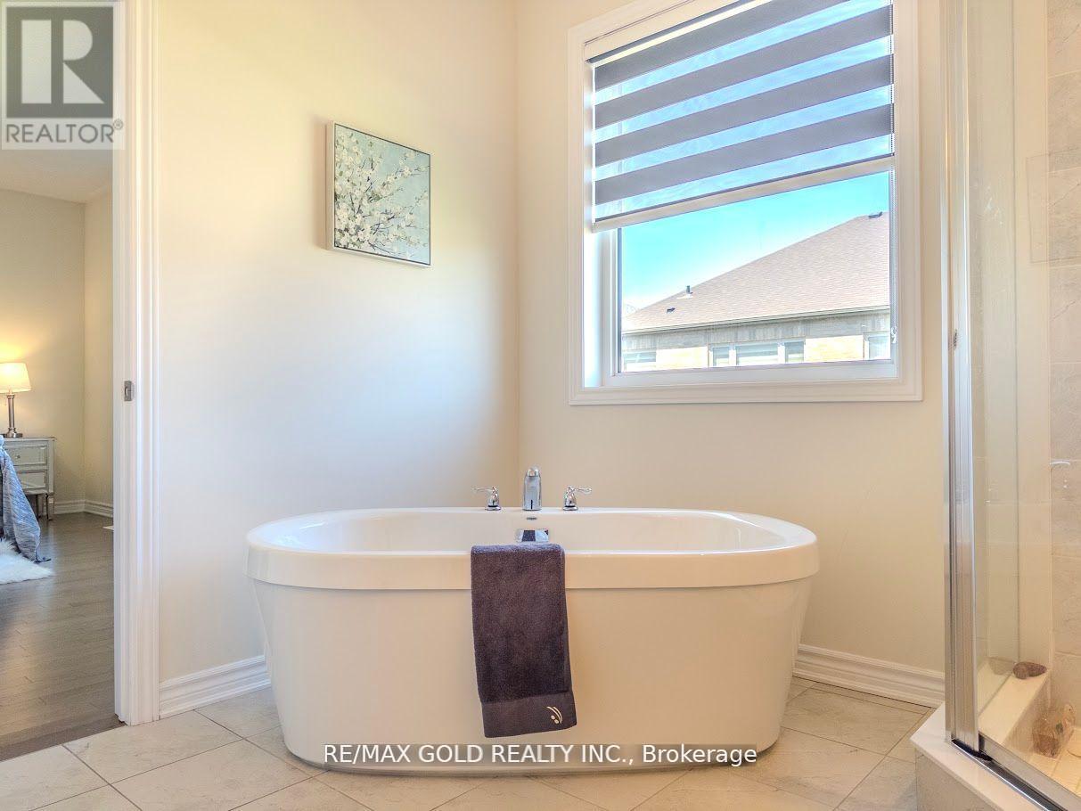 119 Petch Avenue, Caledon, Ontario  L7C 1Z9 - Photo 19 - W12385641