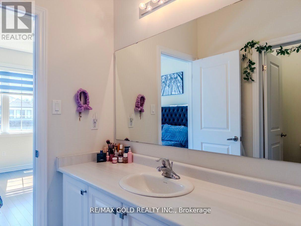 119 Petch Avenue, Caledon, Ontario  L7C 1Z9 - Photo 21 - W12385641
