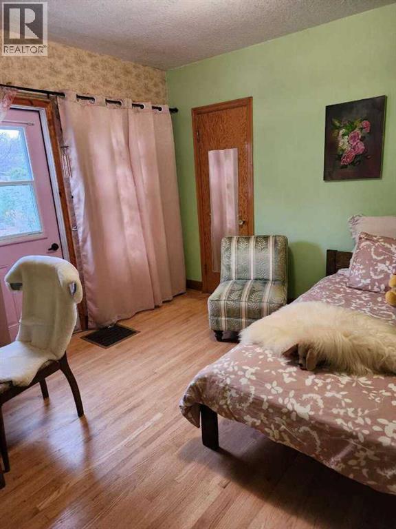 221 Center Avenue Ne, Milk River, Alberta  T0K 1M0 - Photo 18 - A2233466