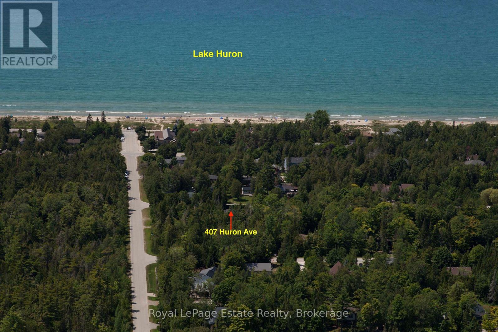 407 Huron Avenue, South Bruce Peninsula, Ontario  N0H 2G0 - Photo 3 - X12385660
