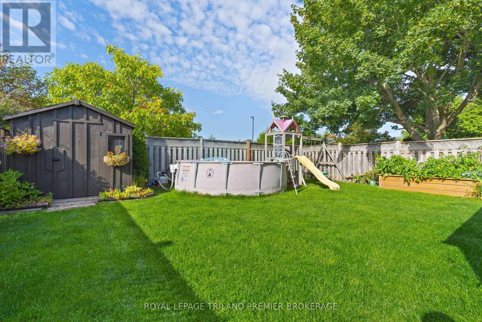 852 Crestview Crescent, London South, Ontario  N6K 4W9 - Photo 43 - X12385673